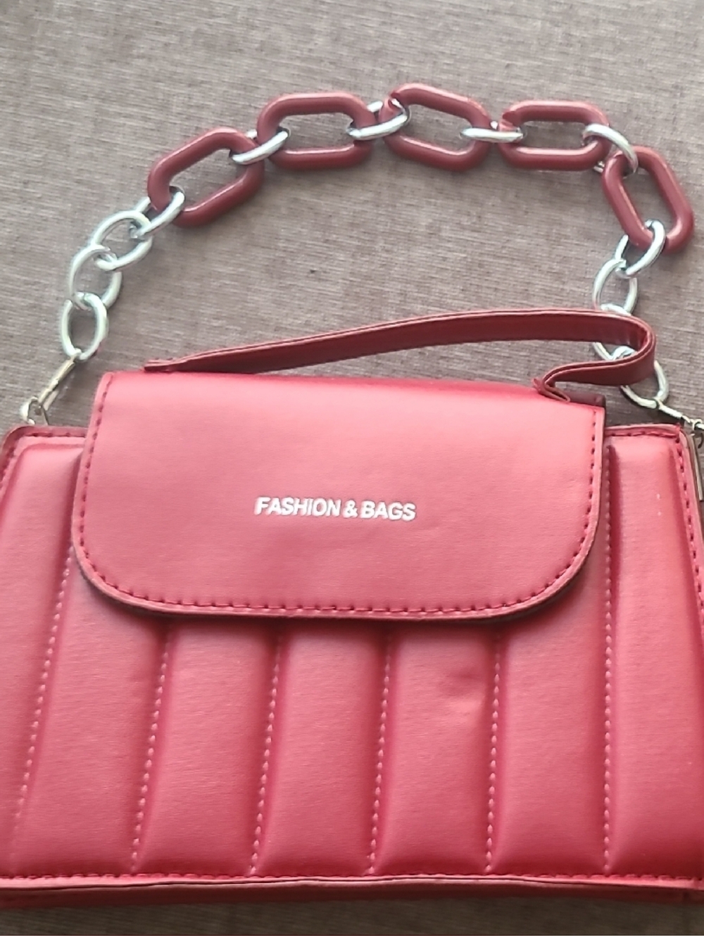 Quilted Crossbody Bag in Red